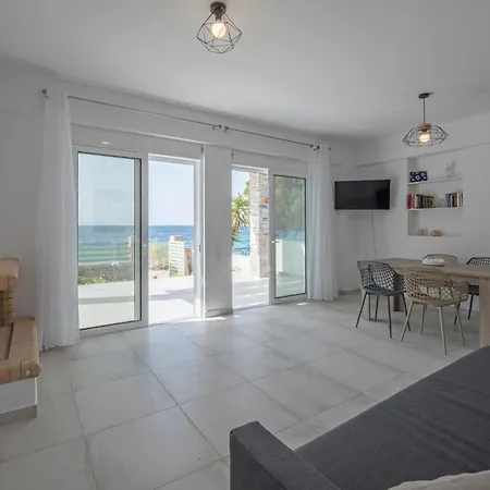 Vakantiehuis Sea Reflections Beachfront